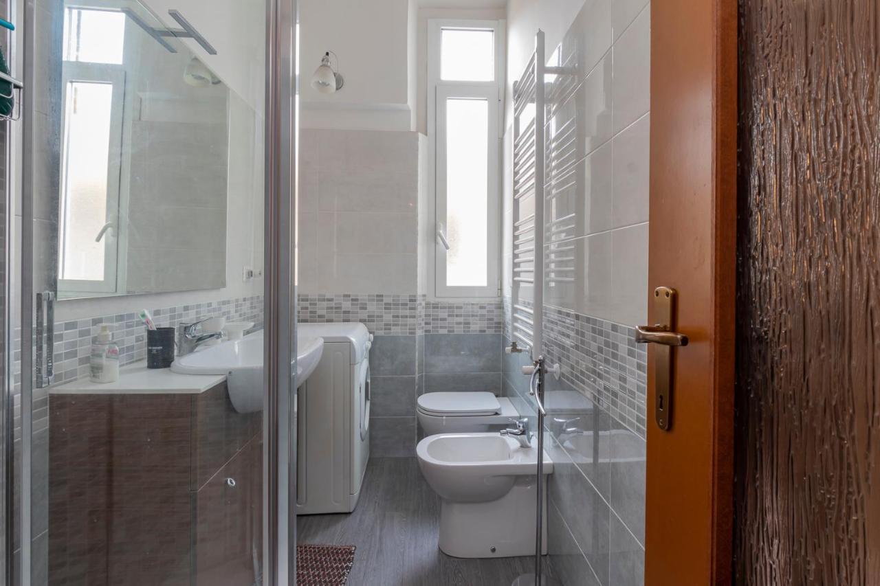 New Flat In Downtown Orti 16 Apartment มิลาน ภายนอก รูปภาพ
